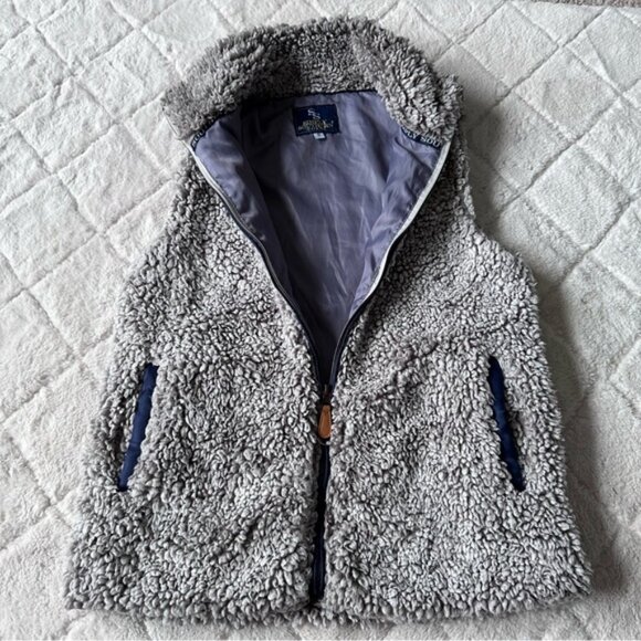 Simply Southern | Gray & Navy Vegan Faux Fur Sherpa Teddy Vest | Size Small - Picture 3 of 13
